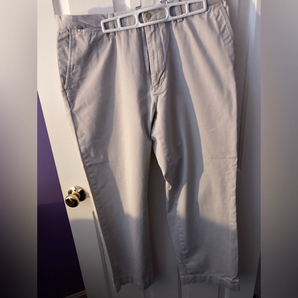 Nautica Men's Light Tan flat front Chinos. Size 34x30